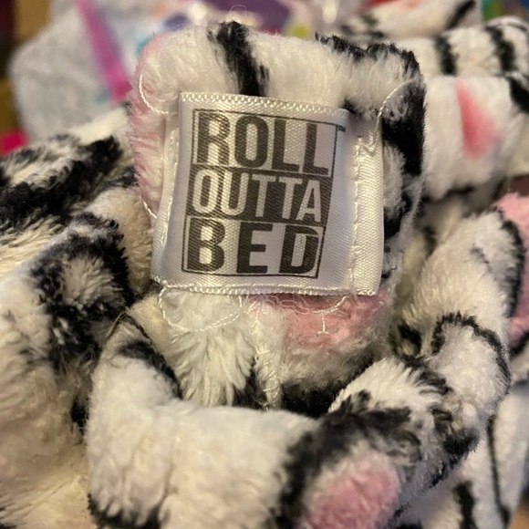 “Roll Outta Bed” white lounge pants/ Hearts/Love/Paris - Picture 4 of 4